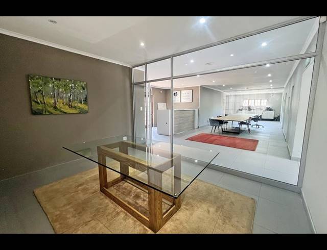 BUSINESS PROPERTY TO RENT IN SANDOWN